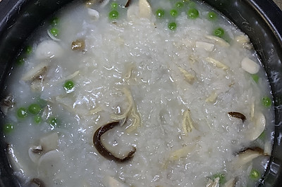 潮汕菌菇鸡肉粥