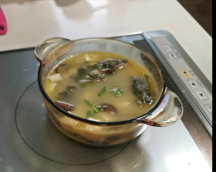 家常昂刺鱼豆腐汤的做法