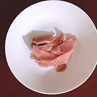猪肉浓汤小火锅的做法图解2
