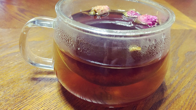 红糖姜枣玫瑰花茶的做法
