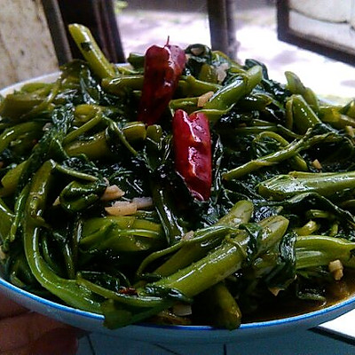 炝炒空心菜（藤菜，钢管菜）