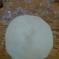 豆沙蛋黄酥的做法图解24