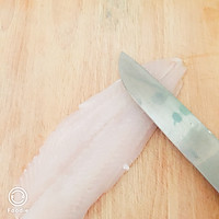 快手菜——巴沙鱼片炒木耳山药的做法图解1