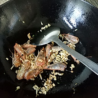 西兰花炒虾仁的做法图解7