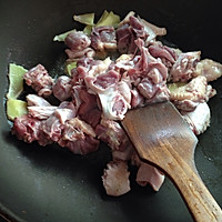客家酒糟焖鸭肉的做法图解3