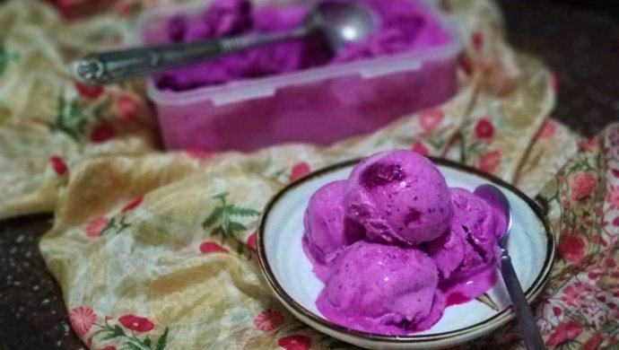 冻水果酸奶冰激凌