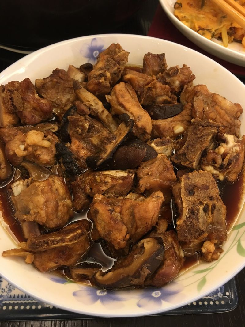 香菇蒸排骨（简单又好吃）