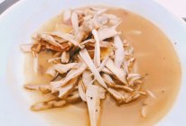 云南野生菌宴席～鸡枞火腿汤的做法