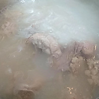 筒骨两吃：大骨汤·蘸汁肉骨棒
蜜桃爱营养师私厨的做法图解4