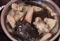 莲藕海带猪蹄汤的做法