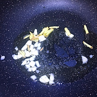 #花10分钟，做一道菜！#彩椒鸡丁的做法图解5