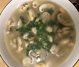 鲜甜口蘑汤的做法