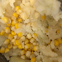 新手也能做出高大尚的美味——牛油果冰菜土豆沙拉的做法图解3