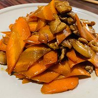 能让孩子吃三碗饭的家常版胡萝卜片炒肉的做法图解12