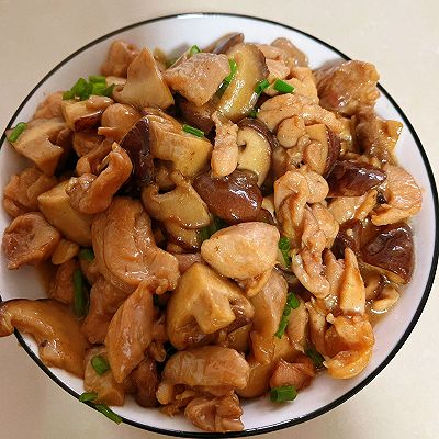 香菇炒鸡肉
