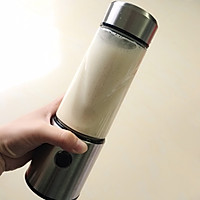 香蕉奶昔的做法图解3