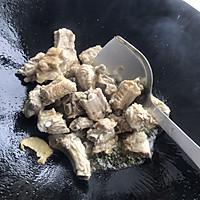 糖醋排骨的做法图解3