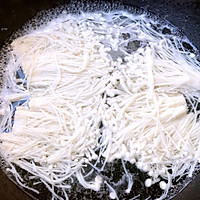 彩虹金针菇的做法图解2