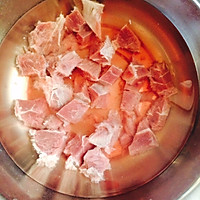 西红柿牛腩汤—酸甜开胃又简单的做法图解1