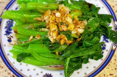 家常低脂美味白灼广东菜芯 油泼蒜蓉菜心