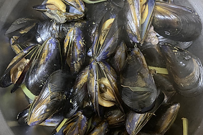 鲜甜：清蒸青口