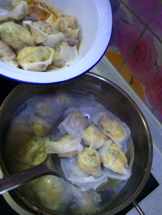 荠菜猪肉大馄饨的做法图解10