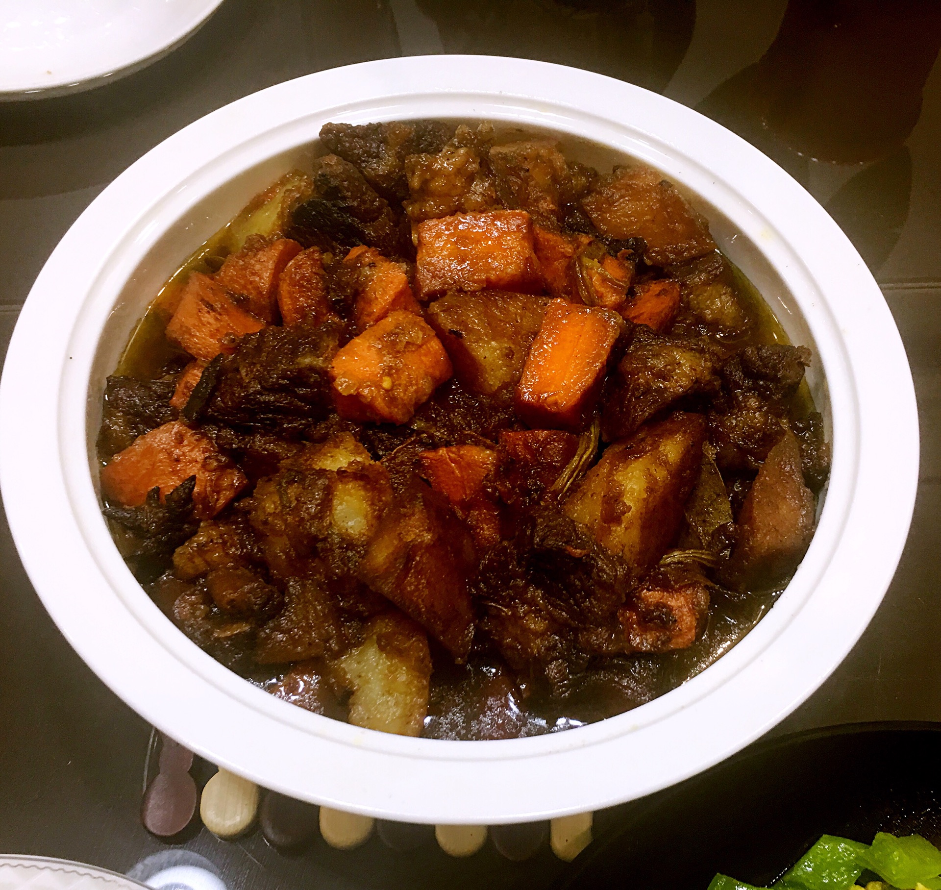 胡萝卜土豆炖牛肉,胡萝卜土豆炖牛肉的家常做法 - 美食杰胡萝卜土豆炖牛肉做法大全