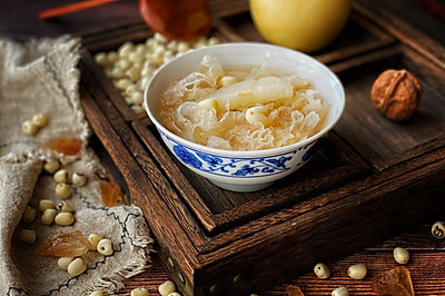 银耳雪梨汤