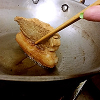 地道川菜———梅菜蒸扣肉的做法图解4