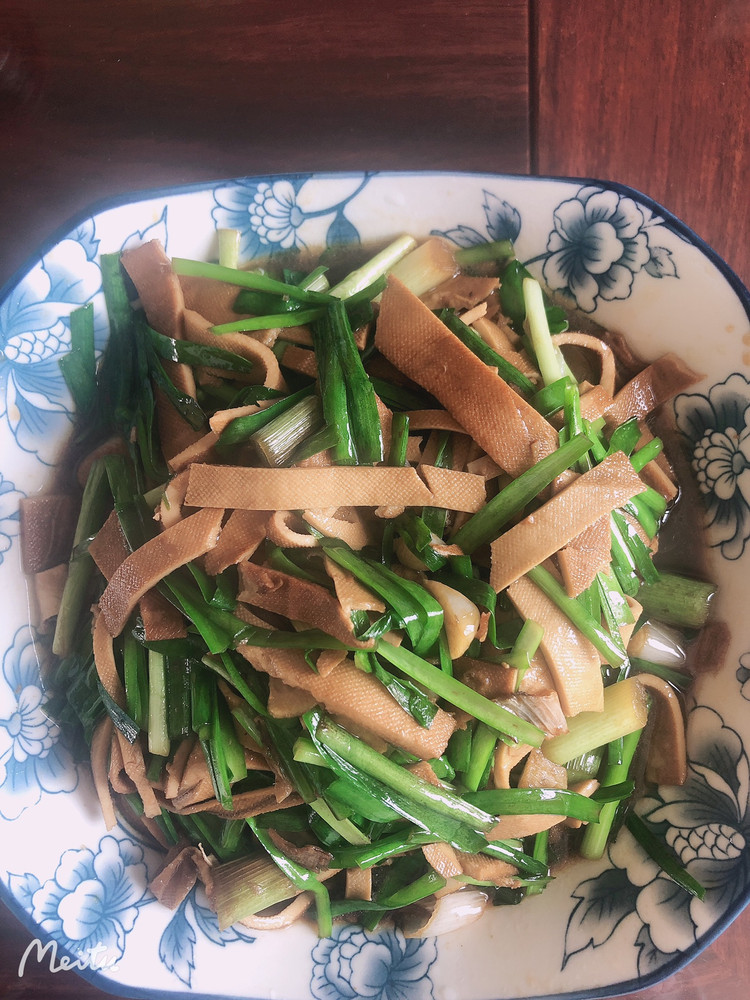 韭菜炒香干的做法