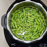 #李锦记X豆果 夏日轻食美味榜# 香辣毛豆的做法图解3