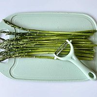 黑椒芦笋炒蘑菇，素菜也能好吃到飞起的做法图解1