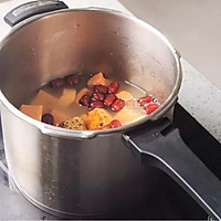 红薯姜汤汁+肉末芋头+粉丝蒸蛋饺的做法图解5