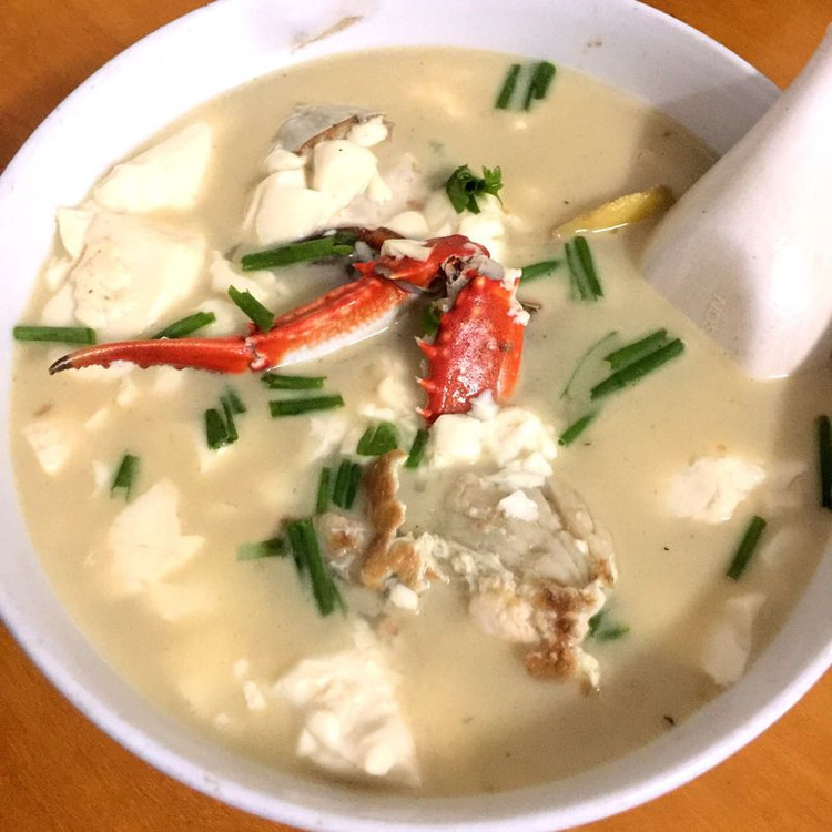白蟹豆腐汤的做法