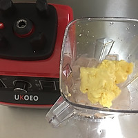 蜜瓜冰淇淋冰沙奶盖的做法图解2