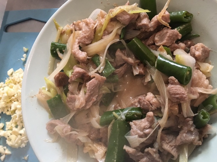 葱爆羊肉的做法图解6