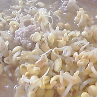 清热解毒豆芽圆子汤的做法图解5