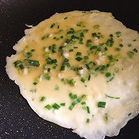 #未来航天员-健康吃蛋#葱香薄饼的做法图解5