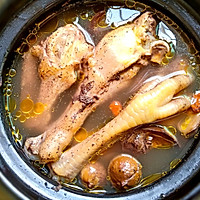 板栗枸杞鸡汤的做法图解10