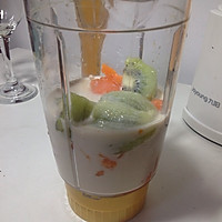 木瓜猕猴桃奶昔 Juice cleanse6的做法图解3