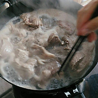 土豆炖牛肉的做法图解2