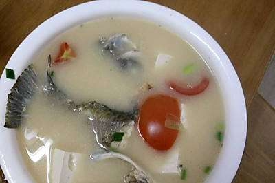 番茄豆腐鱼尾汤