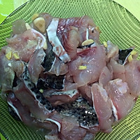 酸菜鱼（不辣版）的做法图解2