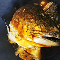 老干妈烧三文鱼头的做法图解4