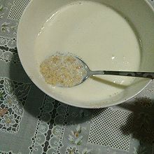 营养早餐   牛奶燕麦片