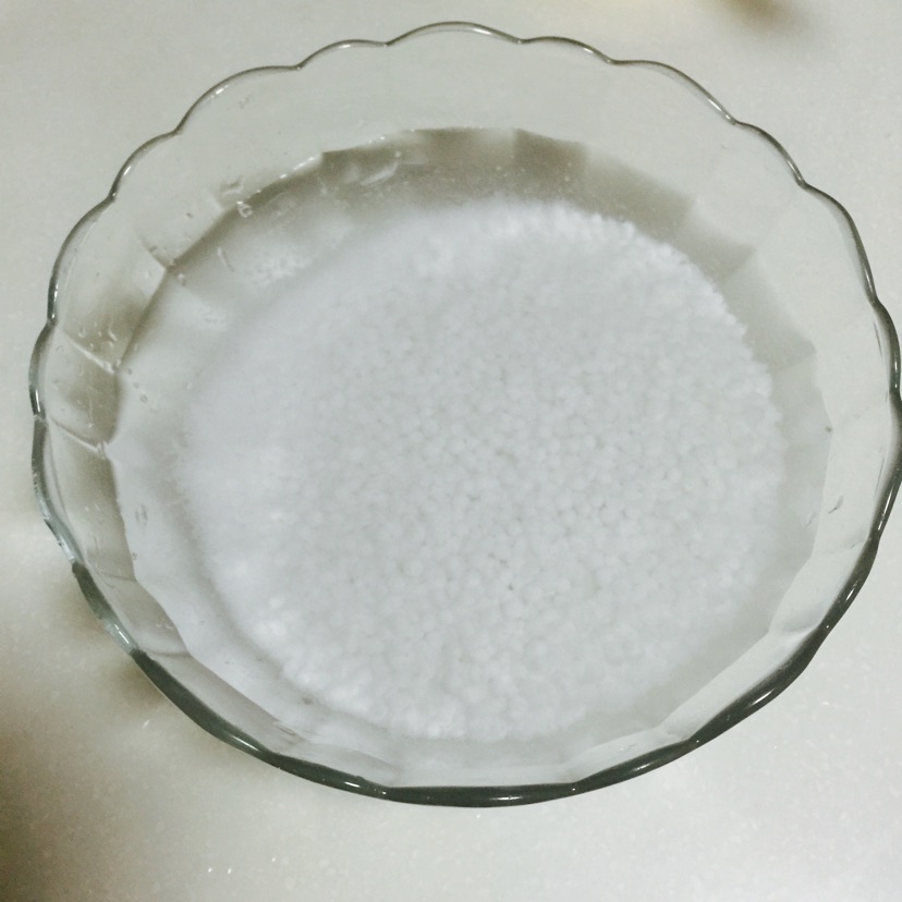 椰汁芒果西米露的做法图解1