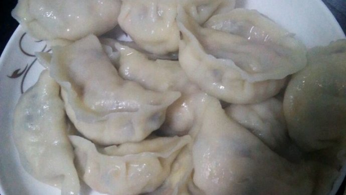 自制胡萝卜鸡蛋饺子