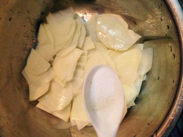 小炒土豆片的做法图解3