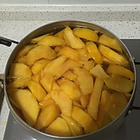 黄桃罐头的做法图解3