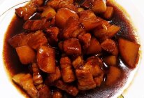 百吃不腻的红烧肉炖土豆的做法